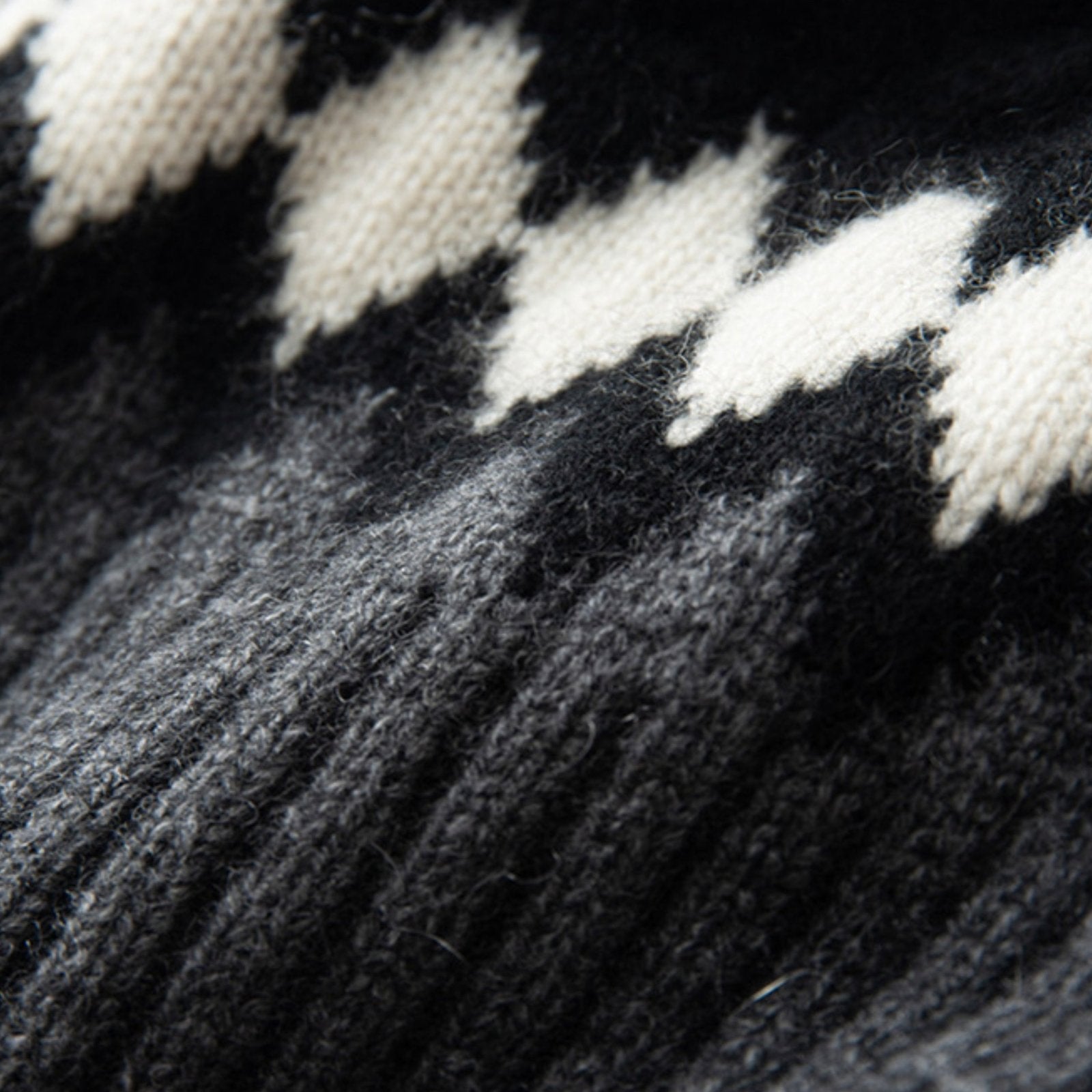 Borealis – Cashmere Beanie - Hilltop Nord