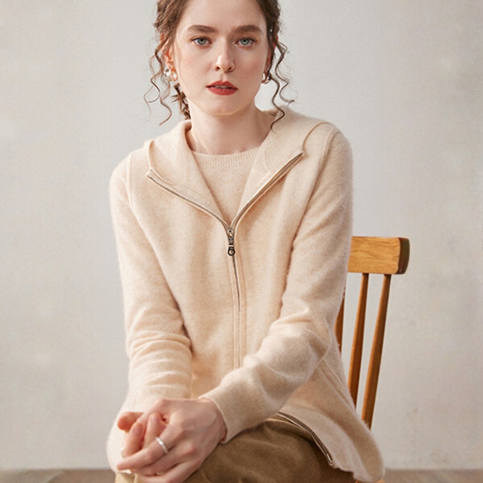 Emberford – Cashmere Wool Hooded Vest - Hilltop Nord