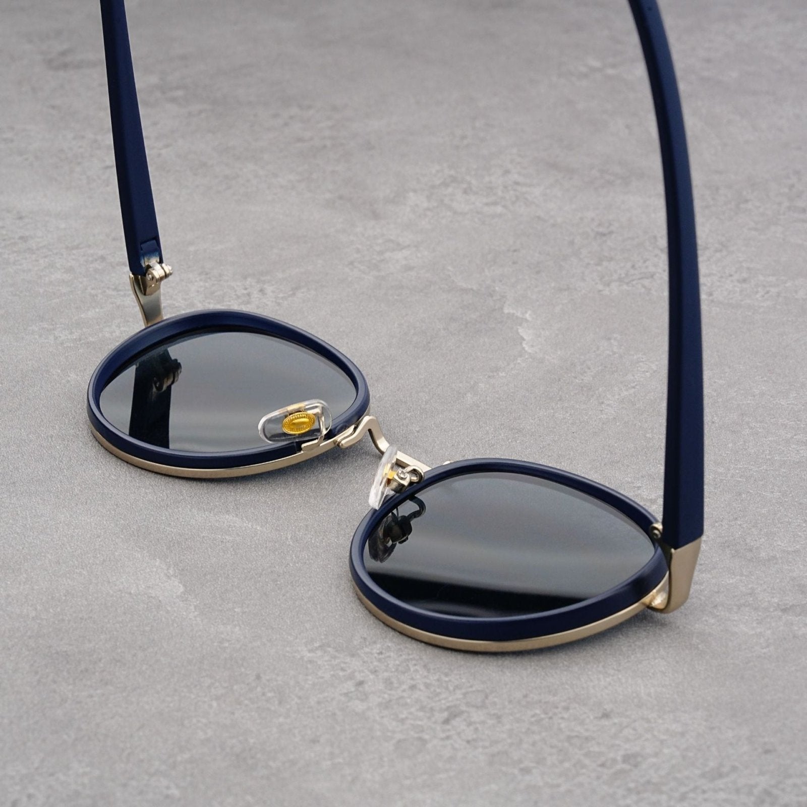 Luna - Round Frame Sunglasses - Hilltop Nord